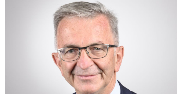 François Bonneau, président de la régoin Centre Val de Loire, répond aux questions d'EducPros.