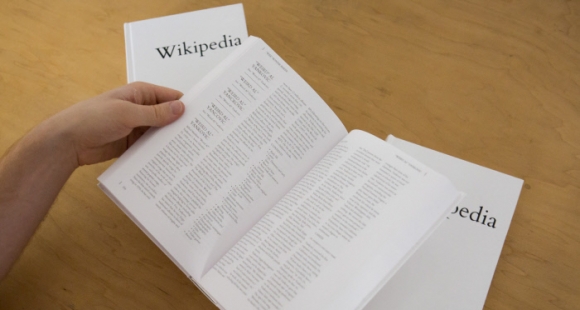 Plaidoyer pour enseigner Wikipédia