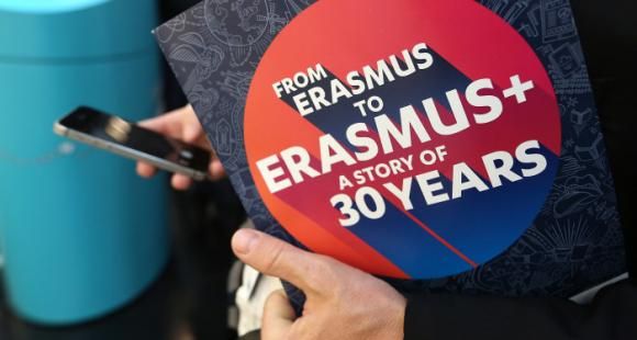 Erasmus + : légère hausse du budget pour 2020, année de  "transition"