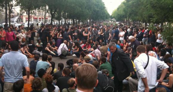 Jeunesse : entre Fête à la Sorbonne et Indignés à Bastille