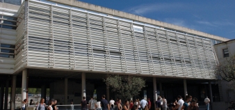 La cour du site Vauban, université de Nîmes