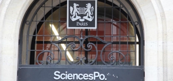Sciences po Paris, entrée rue Saint-Guillaume, octobre 2012