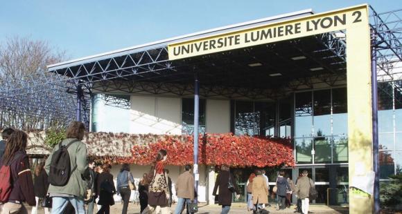 "Faux diplômes" à Lyon 2 : le président d'université s'estime trompé