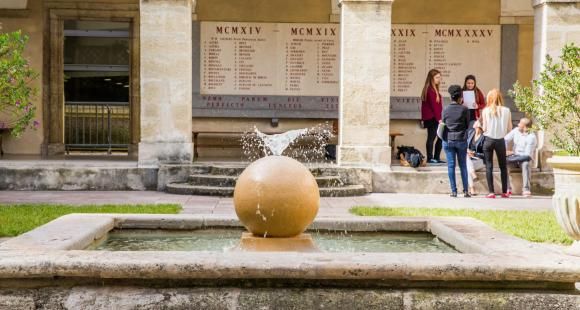 À Montpellier, la fac de droit rouvre dans un climat de suspicion