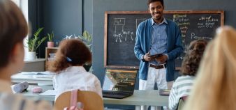 La réforme de la formation des professeurs des écoles est prévue pour la rentrée 2026.