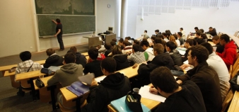 Université Versailles-Saint-Quentin - étudiants en licence pro communication à l'IUT de Velizy ©UVSQ