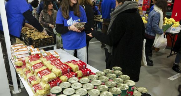 Précarité des étudiants : les associations prennent le relais de l'Etat Précarité des étudiants : les associations prennent le relais de l'Etat