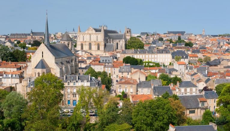 Poitiers arrive en tête du classement des grandes villes étudiantes.
