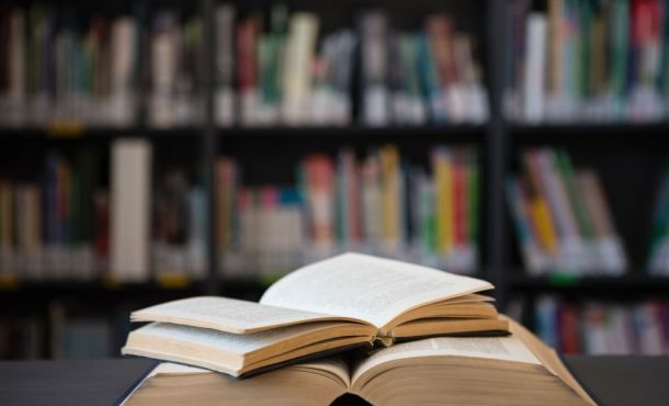 L'étude de la philo et des lettres en filières économiques et scientifiques permet aux étudiants d’enrichir leur culture générale.