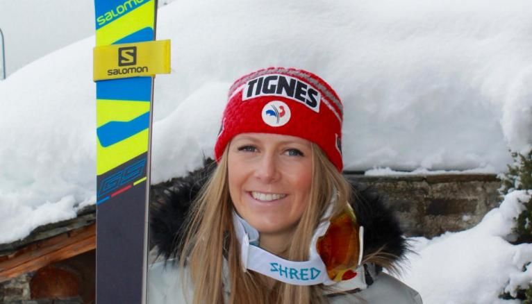 "Être athlète de haut niveau est un travail à plein temps", affirme la skieuse de 22 ans Laura Gauché, qui n'a pas pour autant abandonné ses études.