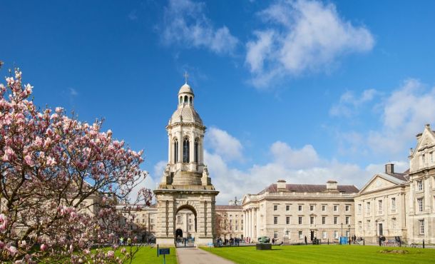 Le Trinity College Dublin est l'une des meilleures universités d'Irlande.