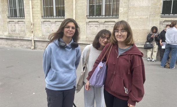 Dahlia, Sorène et Alycia.