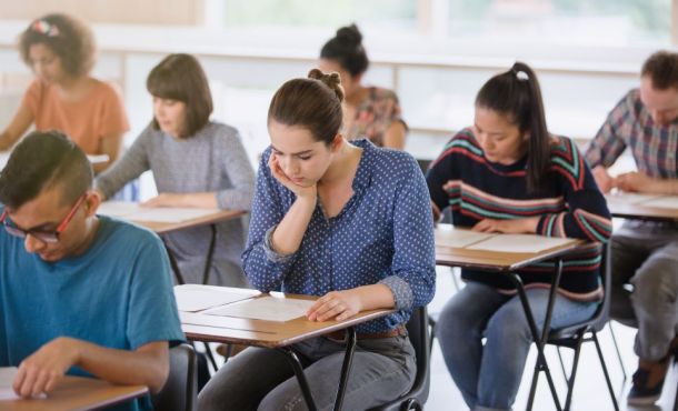 Sujets corrigés BTS Mathématiques 2025