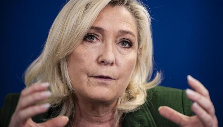 La candidate du RN, Marine Le Pen, souhaite exonérer de l’impôt sur les sociétés durant cinq ans tous les jeunes de moins de 30 ans créant une entreprise.