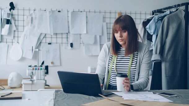 Étudiant-entrepreneur : quelles formalités, de la création de la société à l’annonce légale ? Le point avec Le Légaliste