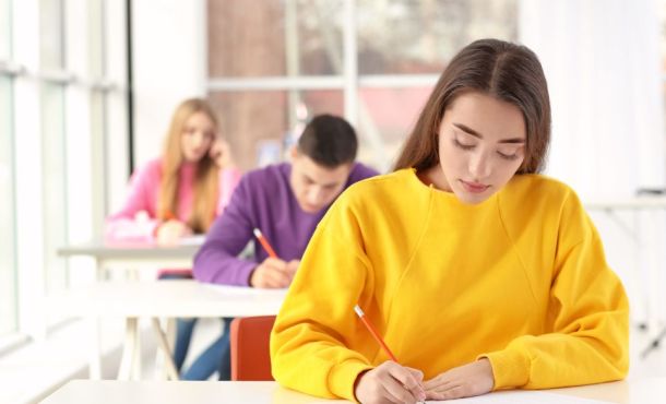 Sujets corrigés bac pro d'Histoire-Géographie 2025