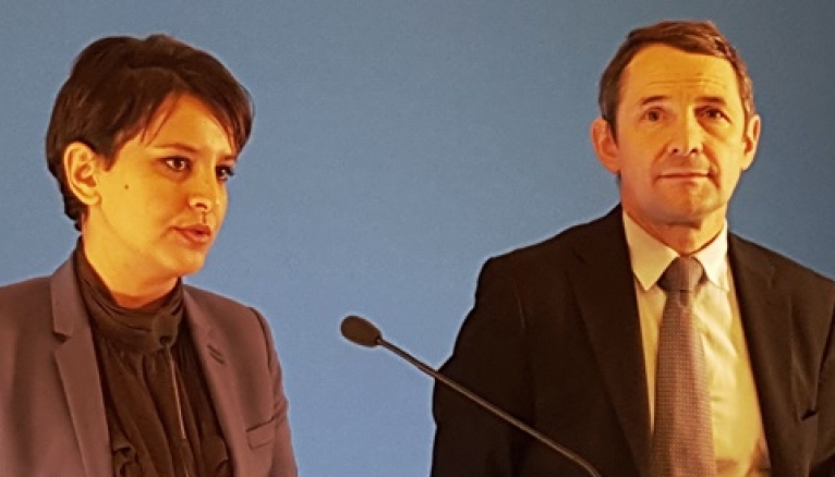 Najat Vallaud-Belkacem et Thierry Mandon lors de la conférence de presse spécial APB, le 8 décembre 2015, à Paris.