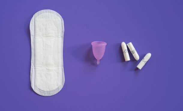 Près d’un quart des personnes menstruées indiquent qu’il leur arrive de ne "pas disposer de suffisamment de protections hygiéniques par manque d’argent".