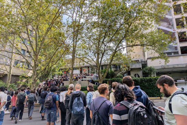 "Il faut arriver avant midi" : le repas à un euro du Crous, victime de son succès