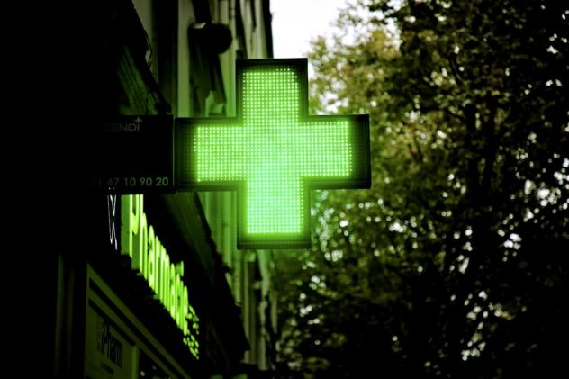 Etudes de pharmacie : industrie, officine, internat... que faire après le diplôme ?