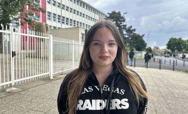 Eléa, élève de bac pro système numérique.
