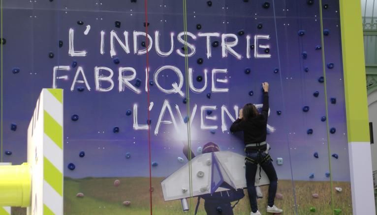 L'industrie française va recruter et former 250.000 personnes chaque année dans les 5 ans à venir