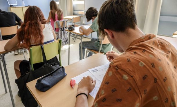 724.633 candidats sont inscrits au bac en 2025.
