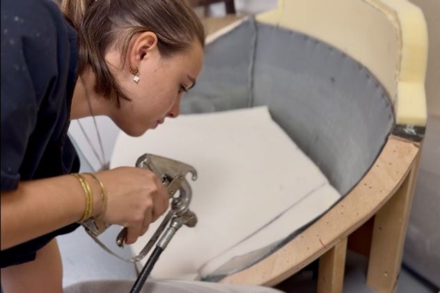 Malgré ses troubles dys, Chloé, 19 ans, prépare déjà son deuxième bac pro