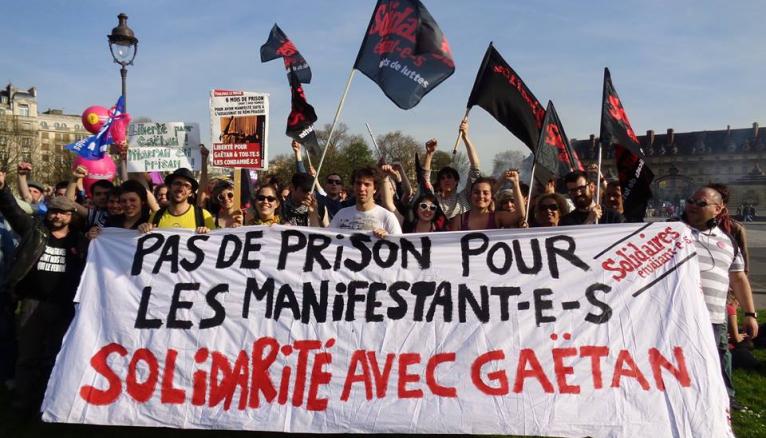 Manifestation du 9 avril 2015 à Paris, Solidaires Etudiant-e-s défile en soutien pour Gaëtan.