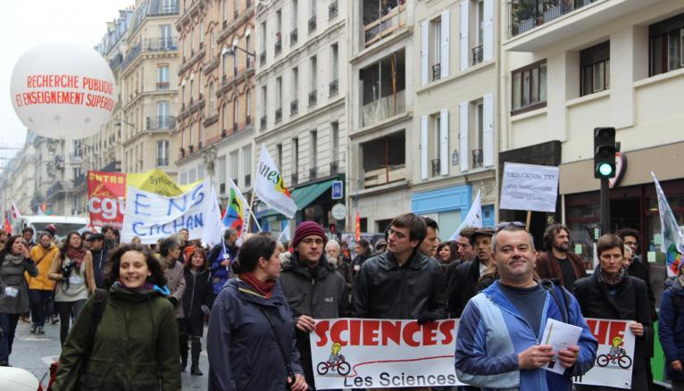 Manifestation contre l'austérité dans l'enseignement supérieur et la recherche - 16 octobre 2015 - Paris