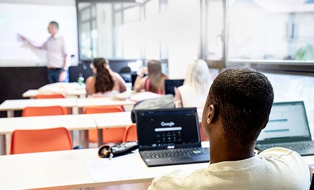 À la découverte des formations RH proposées par EPB Paris - L'Etudiant