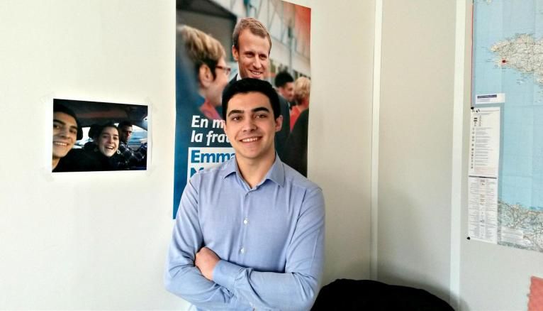A 19 ans, Rémy fait partie du pôle événementiel de l'équipe de campagne du candidat Macron.