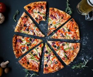 7 recettes de pizzas à faire soi-même pour des soirées entre potes