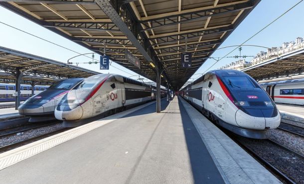 Trains au départ d’une gare SNCF