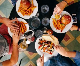 Bons plans : 5 restaurants pas chers (et bons) où manger à Nantes