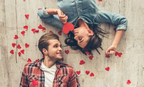 Le conseil sexy du lundi : 4 façons de savoir si tu es amoureux(-euse)