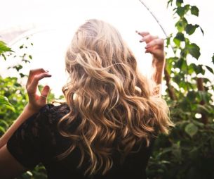 Beauté : 3 astuces pour dire adieu aux cheveux secs !