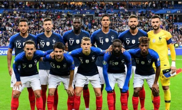 Quiz - Sauras-tu deviner qui sont les partenaires des joueurs de football français ?