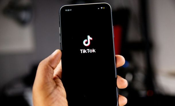 Beauté : cette trend TikTok est extrêmement dangereuse