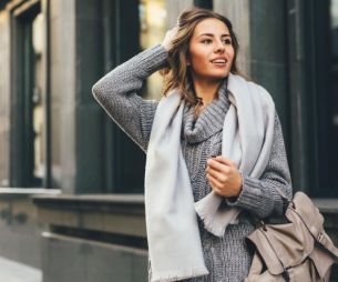 Comment porter le gros pull avec style ? 10 idées de looks à porter tout l'hiver