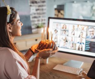 Tous les cadeaux à offrir à tes potes pour leur anniversaire malgré le confinement