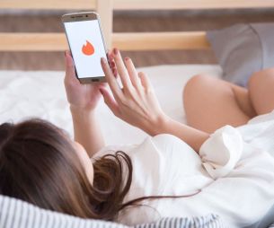 5 conseils pour démarrer une conversation sur Tinder