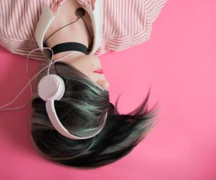 Playlist : 10 chansons pour t'aider à surmonter tes examens