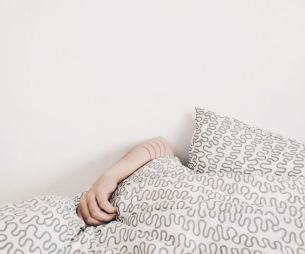 Sommeil : Ces aliments à consommer pour faciliter l'endormissement