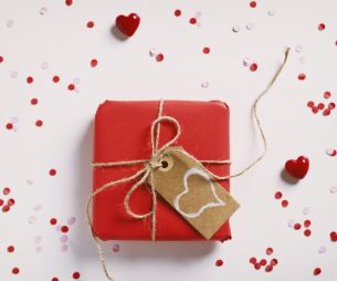 Saint-Valentin : Les cadeaux à offrir à ta moitié en fonction de son signe astro 